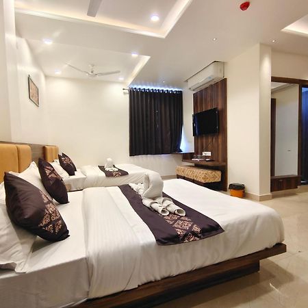 Hotel Vrinda Inn Udaipur Eksteriør bilde