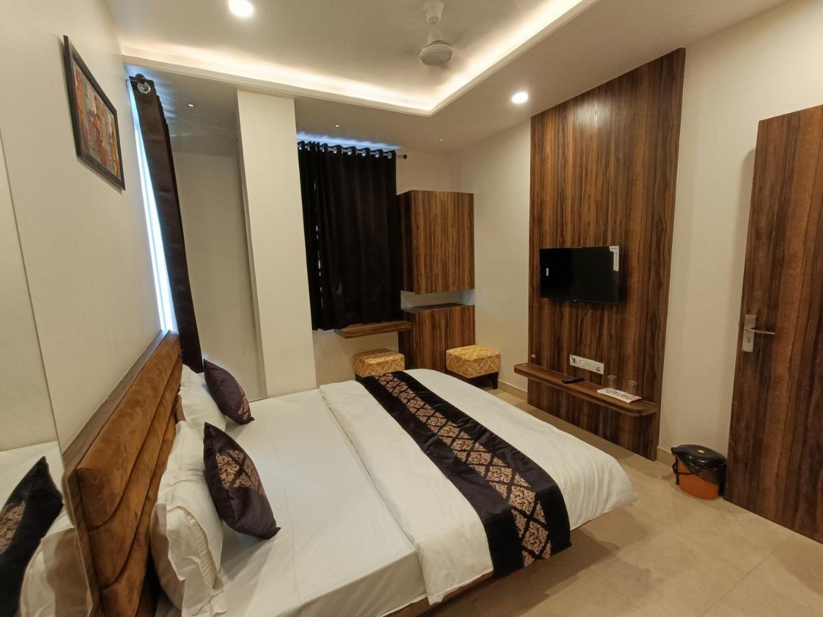 Hotel Vrinda Inn Udaipur Eksteriør bilde