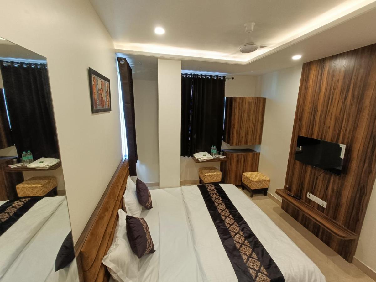 Hotel Vrinda Inn Udaipur Eksteriør bilde