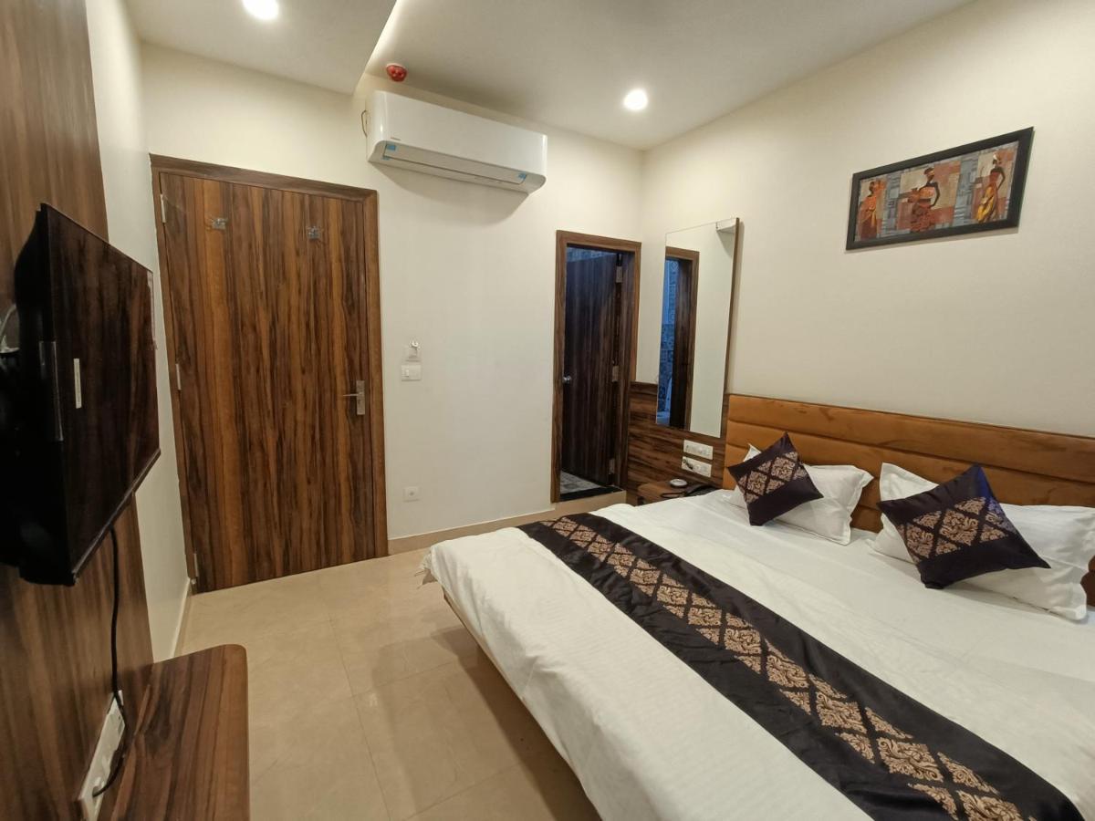 Hotel Vrinda Inn Udaipur Eksteriør bilde