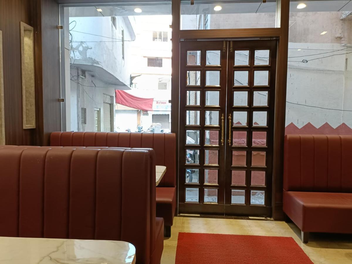 Hotel Vrinda Inn Udaipur Eksteriør bilde