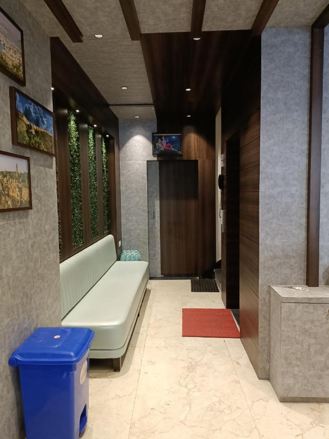 Hotel Vrinda Inn Udaipur Eksteriør bilde