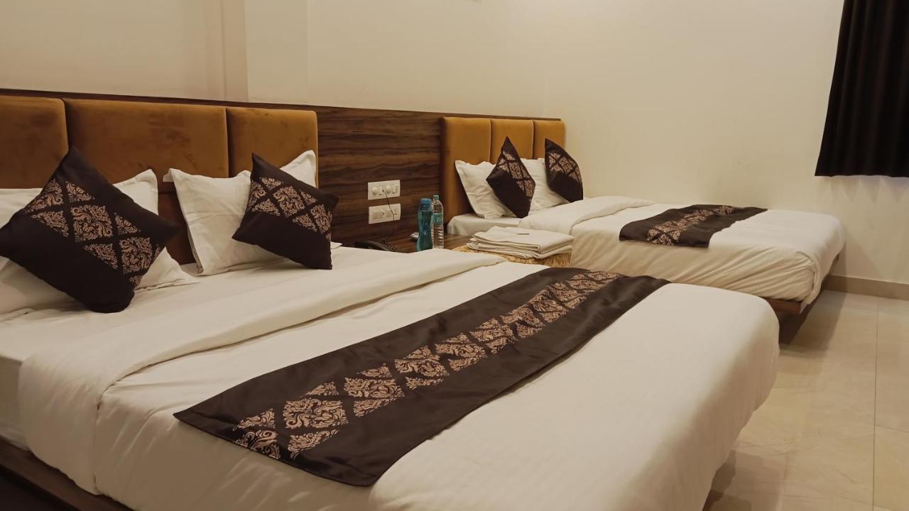 Hotel Vrinda Inn Udaipur Eksteriør bilde